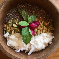 Mango smoothie bowl at Kayu Lembongan in Lembongan