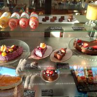 Cake selection and vegan sausages #cakes #rawcakes #raw #smoothie  at VegB12 in Tallinn