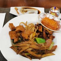 They also offer Chang Feung with mushrooms at DaFo Vegetarian in Guangzhou