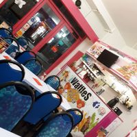 Restaurant with 2 stages at Waffles Folies in Paris