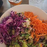 The veggie bowl is so delicious 😋 at SeaQuake Brewing in Crescent City