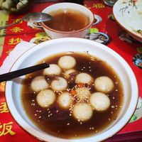 Sesame rice balls at Su Shan Mian 素山面素食 - 雅仕苑店 in Chengdu