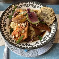 Polenta crémeuse, potiron, patate douce et carottes rôtis, cake aux olives  at Biogstore in Nice