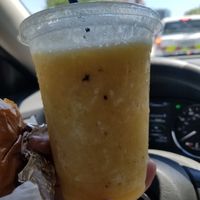 Banana pineapple smoothie at Refocused in Baltimore