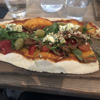 Vegan feta & chanterelle pizza. Yeah yeah I was a greedy... at Tintå in Turku
