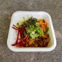 "Bun" with Planted Chicken at BanhMi Limmatladen in Zurich