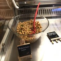 The chickpea salad  at Foè in Bayreuth