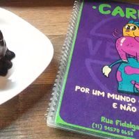 “por um mundo onde se mate a fome e não os animais” at Novos Veganos - Pinheiros in Sao Paulo