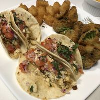 Breakfast tacos, tater tots and brocolis bang bang at Bistro Tendresse in Montreal