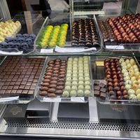 Praliner i alla olika smaker at Green Praline in Farsta