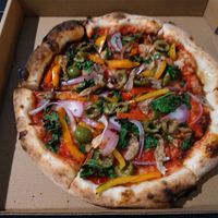 Vegan pizza at Scorpacciata in Lihue