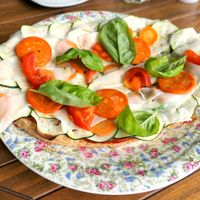 Bruschetta (plate of the day) at Molybagert Végétale Normandie  in Trouville-sur-mer