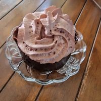 Warmes Küchlein, traumhaft lecker  at Molybagert Végétale Normandie  in Trouville-sur-mer