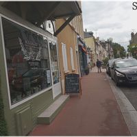 Façade du restaurant at Molybagert Végétale Normandie  in Trouville-sur-mer