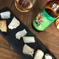 Tábua de queijos  at Molybagert Végétale Normandie  in Trouville-sur-mer