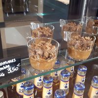 Crumble at Why Not Us Coffee in Marseille