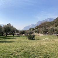 The beautiful garden  at Da La Babi in Arco