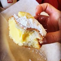 Yes, this is vegan 🌱🤤 at Frena Bakery and Café - Richmond in San Francisco