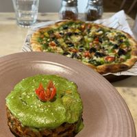 lunch  at Earth Cafe @ Waterfield in Mumbai