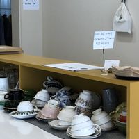 Cute teacups at Hanmin's 한민이의 in Busan