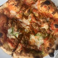 Pizza at Radis in Montreal