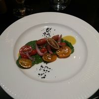 Heritage tomato salad at 10 Fleet Street in Dublin