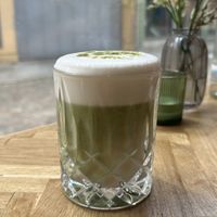 Matcha Latte (Milch ist wählbar)  at Konvergenz 53 - FrühstücksCafé & TapasBar in Stralsund