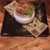 Cream and cookies at Mad Mad Vegan - Chueca in Madrid