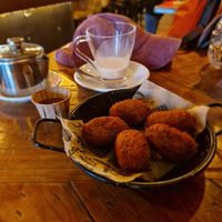 Nicht Hähnchen kroketten at Mad Mad Vegan - Chueca in Madrid