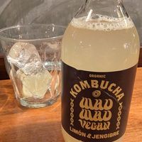 Limón y jengibre kombucha at Mad Mad Vegan - Chueca in Madrid