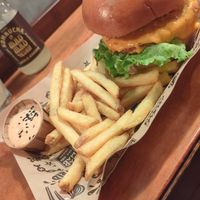 Signature vegan burger at Mad Mad Vegan - Chueca in Madrid