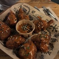 Alitas de coliflorr  at Mad Mad Vegan - Chueca in Madrid
