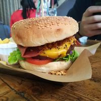 Original burguer at Mad Mad Vegan - Chueca in Madrid