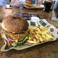 I got the Beyond Meat burger, my wife had the chicken style one. Both delicious! at Mad Mad Vegan - Chueca in Madrid