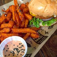 Hamburguesa Rock’n’Chick’N  at Mad Mad Vegan - Chueca in Madrid