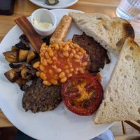 Veggie breakfast at The Sly Fox in Edinburgh