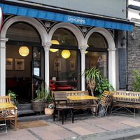 Galerie Café Küppers at Café Tinki in Neuss