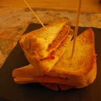 maxi toast, liked it a lot! at Jolly Roger in Lecce