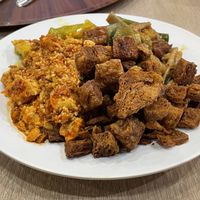 Four choices from the buffet with rice, 85 baht  at So Vegan - Gateway Ekkamai in Bangkok