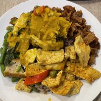 Four choices from the buffet with rice, 85 baht  at So Vegan - Gateway Ekkamai in Bangkok