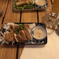 Entrees : nems aux légumes et tofu frit  at Hai Ba in Rouen
