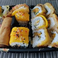 Delicious rolls with a variety of toppings and fillings at Temari Sushi in Willemstad