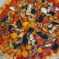 Aurora vegan pizza at Minghettis - Food Truck in Blenheim