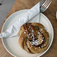 Kanelboller   at Dauns in East London