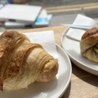 veganes Croissant   at Dauns in East London