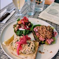 Open sandwiches 🥪 at Dauns in East London