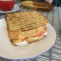 Toasti with tomato, basil, mozaella and chese sauce 🍅🍞🥹  at Dauns in East London