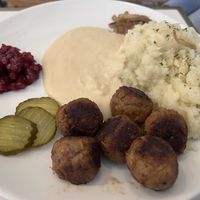 Meat balls & Mash  at Dauns in East London