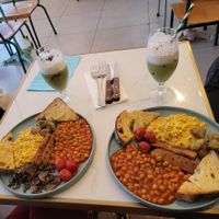 Brunch Meal at Dauns in East London