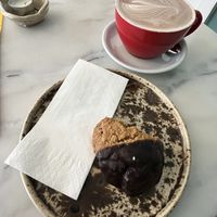 Soft cookie (can’t remember the name) and hot chocolate. Cookie was ok, but wouldn’t order again while the hot chocolate was lovely   at Dauns in East London